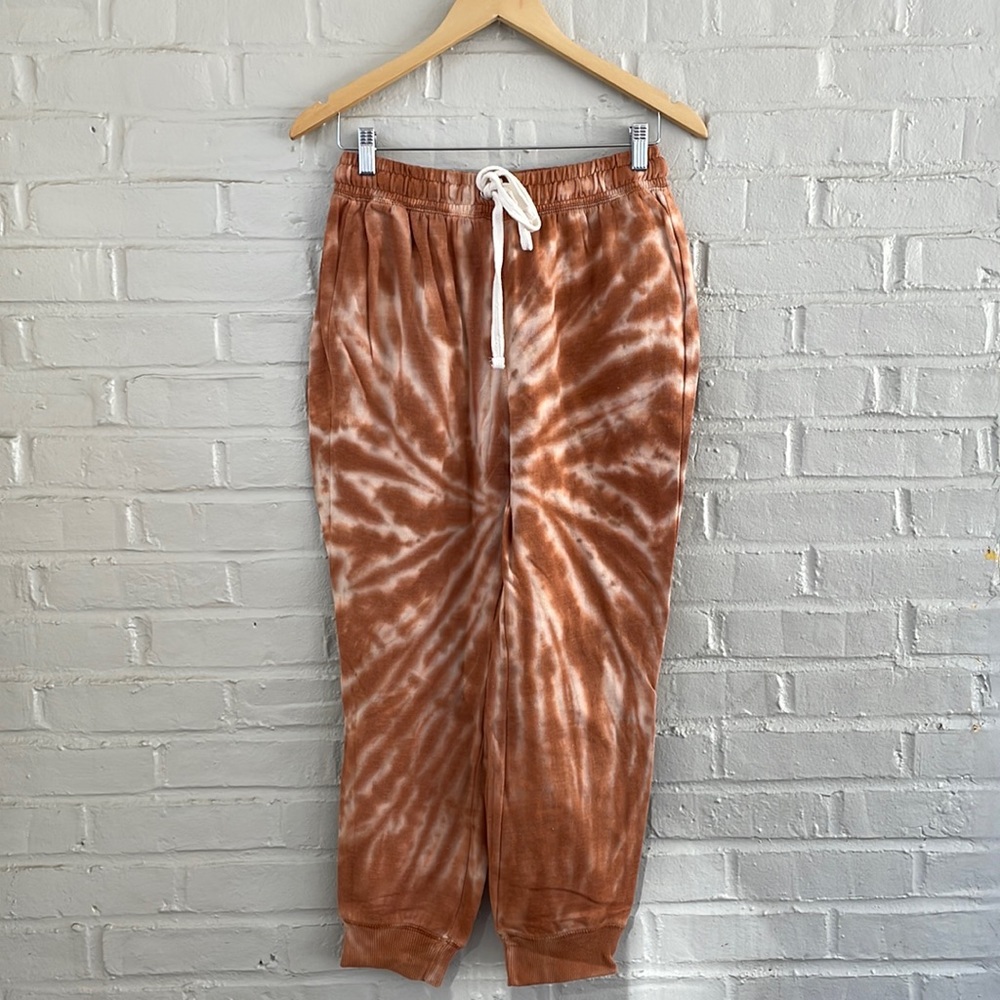 NWT No Comment Women’s Tie Dye Sweatpants Brown size medium